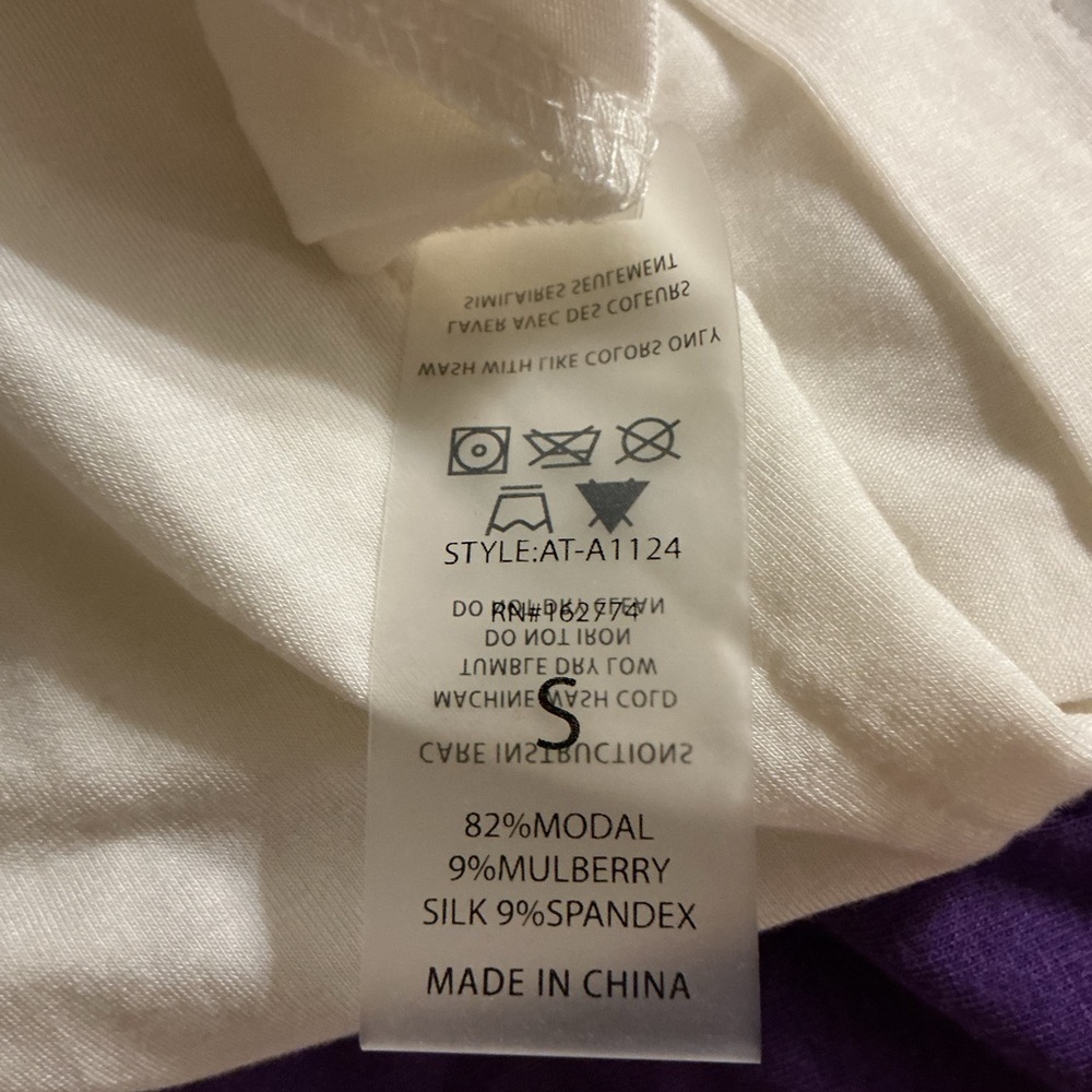🌺MONO B BLEND MULBERRY SILK OPEN BACK LONG SLEEVE SOFT TOP - Picture 5 of 5